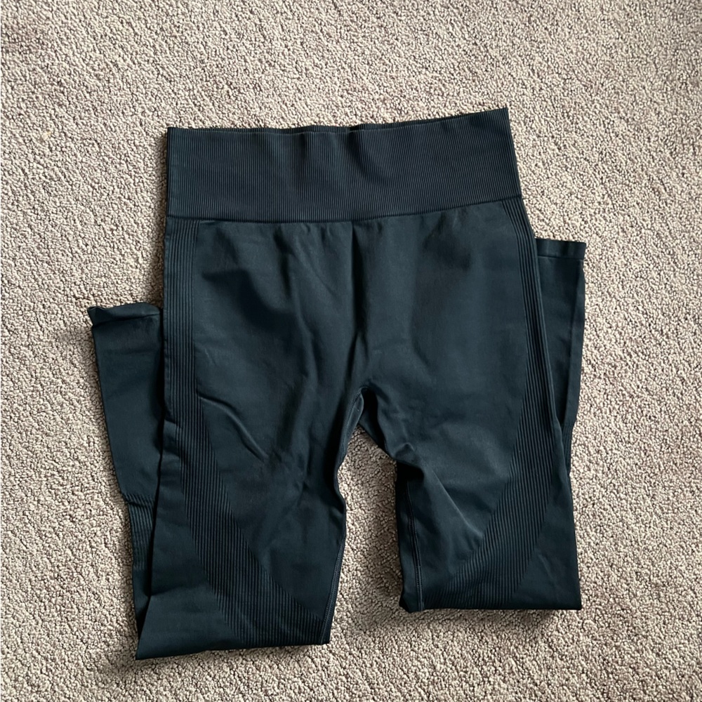 VS PINK seamless leggings
